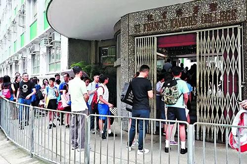 升中喜報(bào)!!香港熱門中學(xué)Offer拿到手軟!!你家娃叩門成功了嗎？
