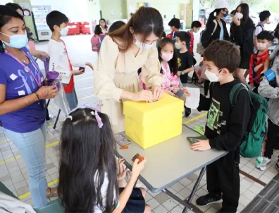 政策收緊！學(xué)生要在港讀滿三年，才有香港DSE本地考生資格？